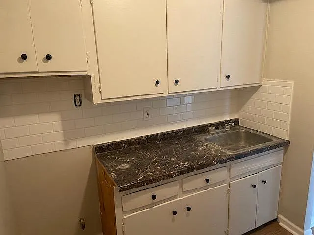 5215 Warrensville Center Rd #2 — Photo 6