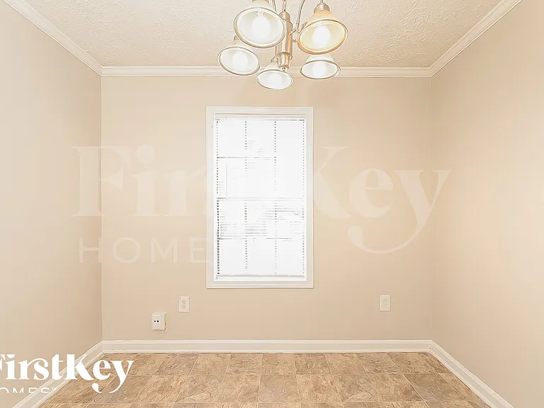 160 Sherwood Loop — Photo 5