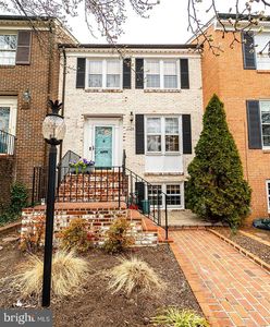 1734 Olde Towne Rd, Alexandria, VA, 22307
