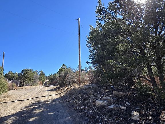 3rd image of 20 Juan Tomas Rd