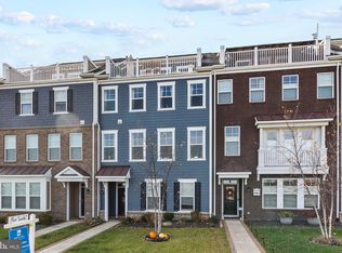 1672 Sandpiper Bay Loop, Dumfries, VA 22026