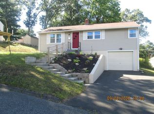 116 Woodstock St, Chicopee, MA 01020