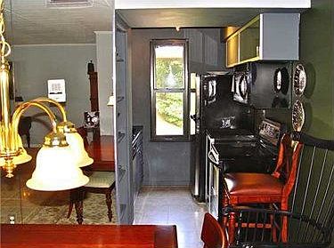 5th image of 404 Lexington Ave APT 12
