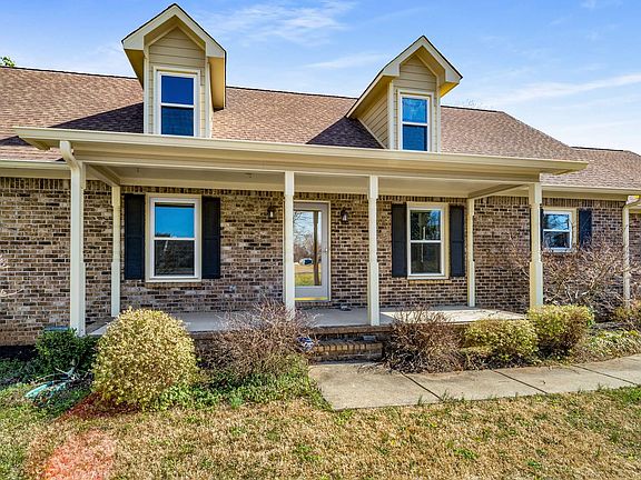 4th image of 2651 Crosspark Dr