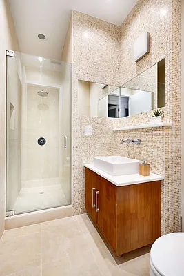 Sold by Compass | media 23