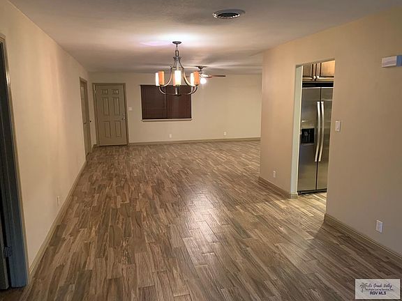 5th image of 2502 Becky Ln