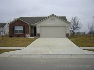 3082 McIntosh Dr, Bargersville, IN