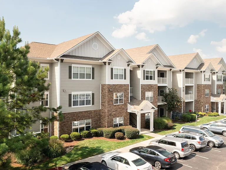Vintage Creekwood Park Apartments — Photo 22