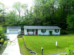 4245 Buttrick Ave, Kentwood, MI 49301