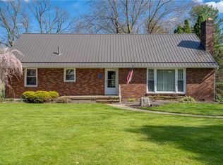 6210 Columbus Rd, Louisville, OH 44641