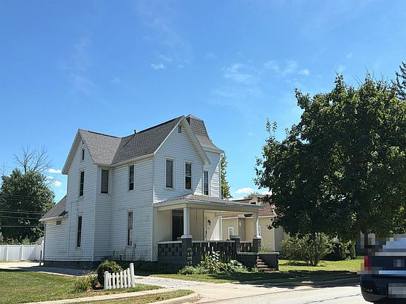 3rd image of 403 N Range St