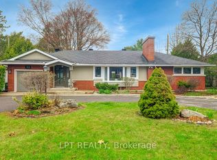 153 Roger Rd, Ottawa, ON K1H 5C7