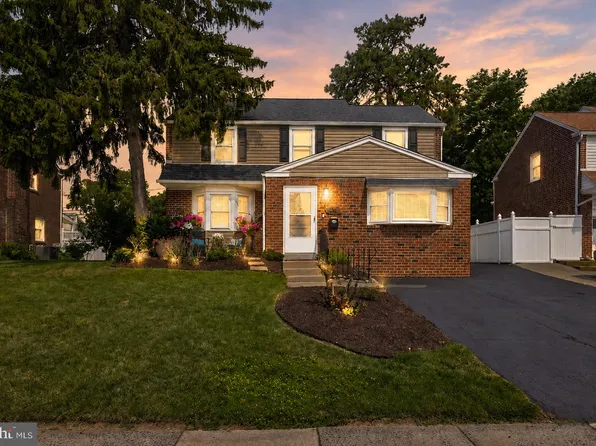 560 Holmes Rd, Morton, PA 19070