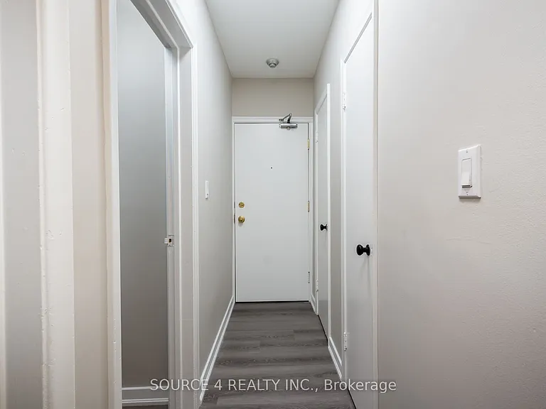122 5th St #8 — Photo 5