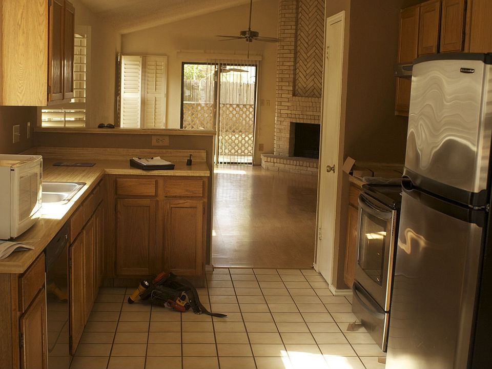 2nd image of 13806 Cypress Hollow Dr