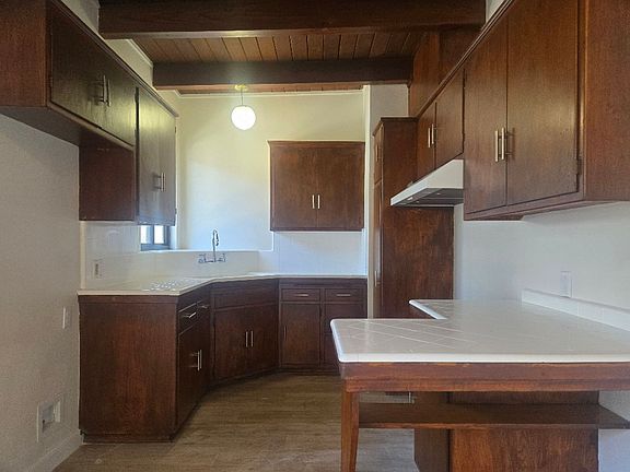 2nd image of 1338 N Columbus Ave APT C