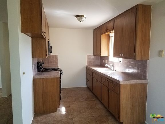 3rd image of 12560 Avenida Serena