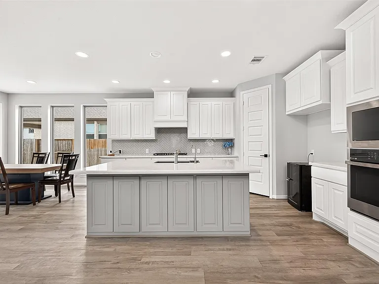 7438 Denali Dr — Photo 13