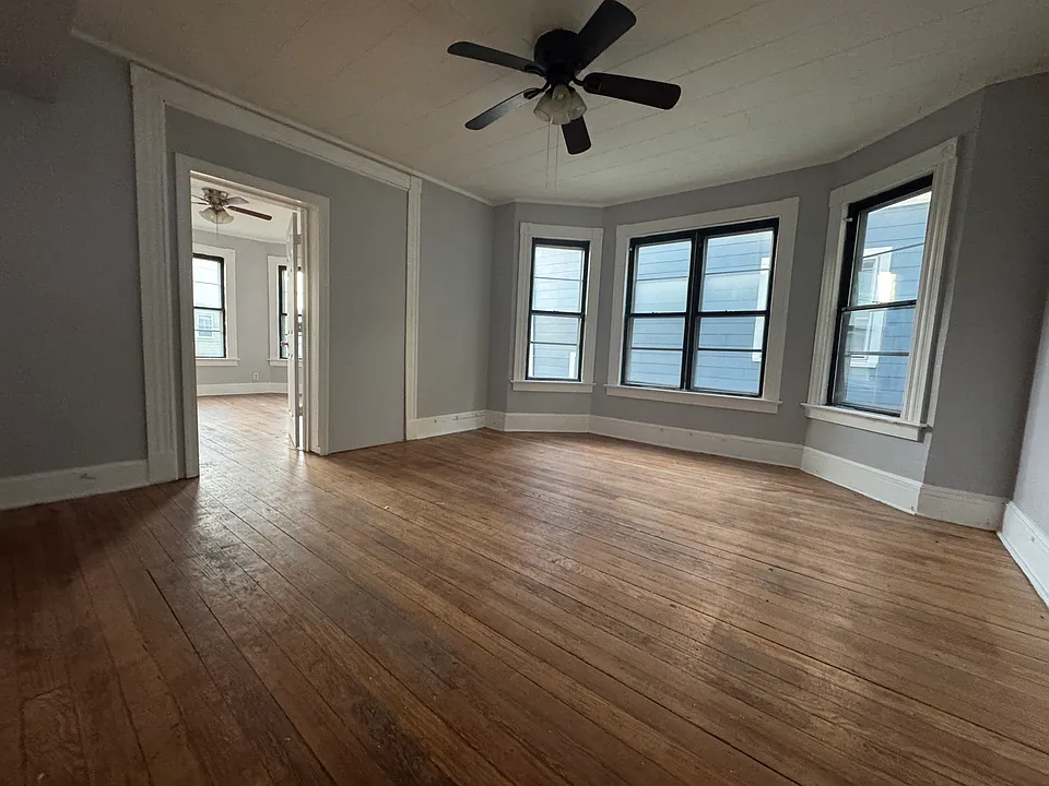 29 Silver St #2