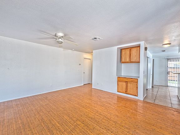 5th image of 277 N Lamb Blvd Unit C