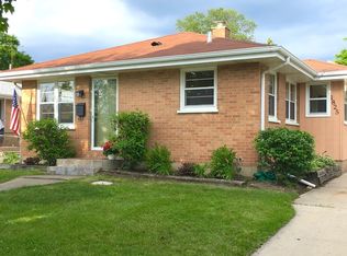 1825 Western Ave, Waukegan, IL 60087