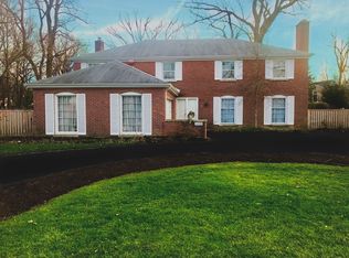 3009 Iroquois Rd, Wilmette, IL 60091