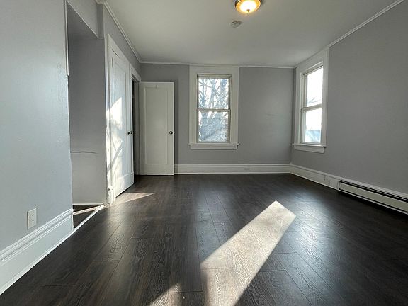 4th image of 86 Treacy Ave #2A