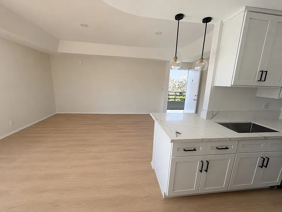 Curson Luxe Apartments