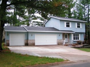 627 Butler Pl, Wausau, WI 54401