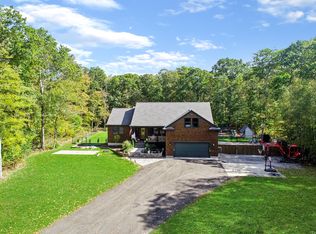 220 Tillinghast Rd, Coventry, RI 02827