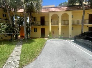 812 SW 9th Street Cir APT 101, Boca Raton, FL 33486