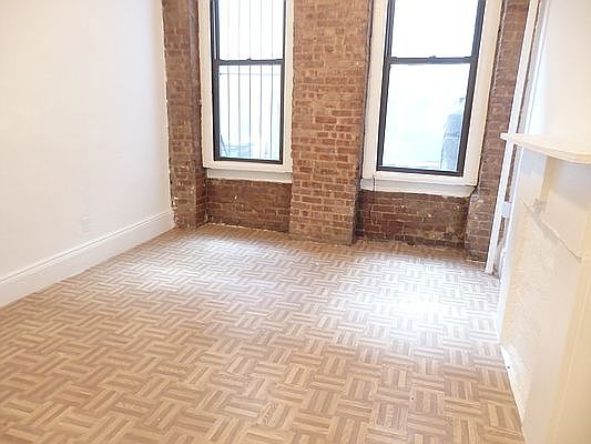 1st image of 554 W 50th St APT 1RW