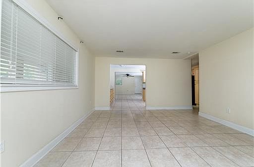 2nd image of 2403 Wilson Ave