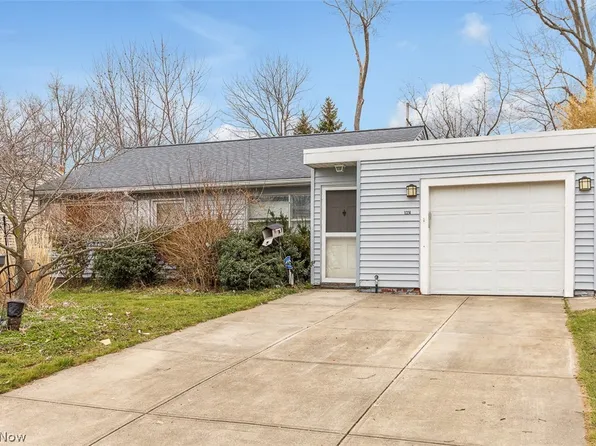 1231 Ranchland Dr, Mayfield Heights, OH 44124