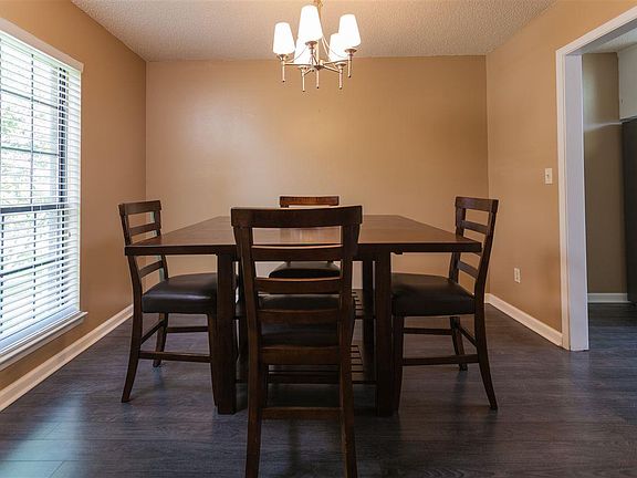 5th image of 5024 Forest Creek Dr