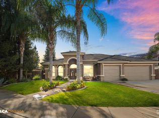 715 Pheasant Run Dr, Shafter, CA 93263