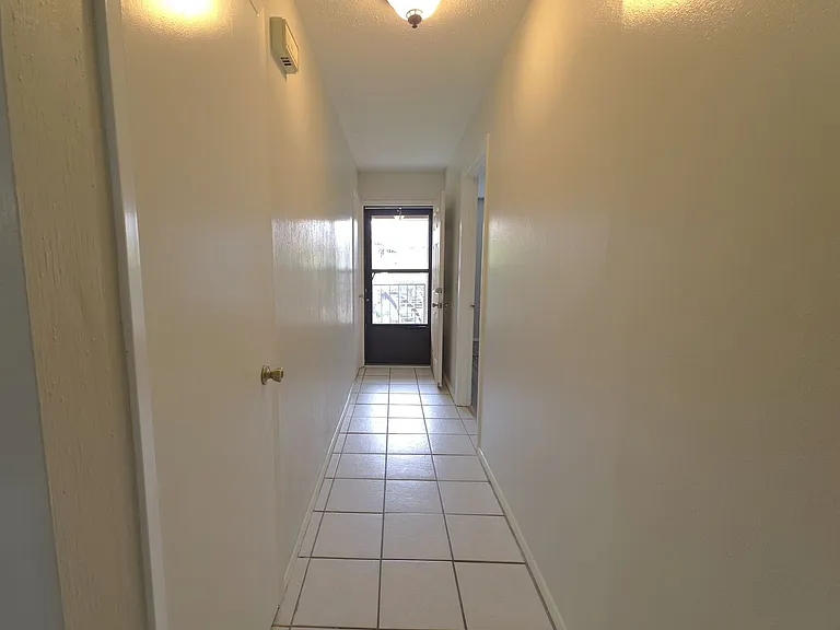400 W South Town Dr #204 — Photo 32