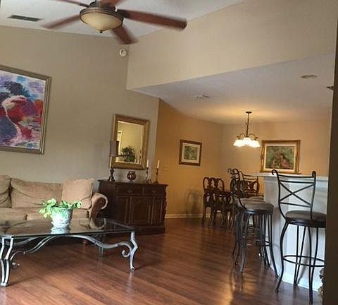 2nd image of 13715 RICHMOND PARK Drive N #505