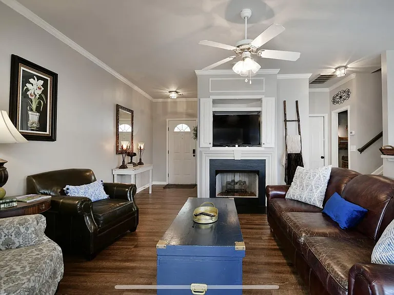 614 Glassyrock Ct — Photo 8