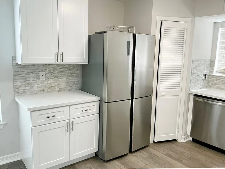 3019 Becket St — Photo 14