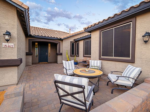 3rd image of 18462 W Saguaro Ln