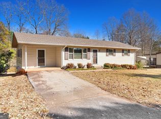 451 Defoor Rd, Toccoa, GA 30577
