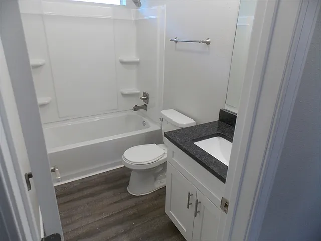 13211 Ambrosa Dr — Photo 11