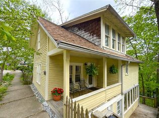 215 Spring St, Eureka Springs, AR 72632