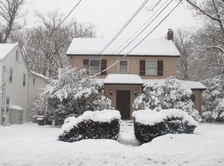 324 W Englewood Ave, Teaneck, NJ 07666