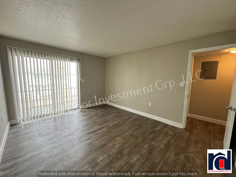 Move In Special 1 & 2 Bedrooms Available Minutes from the River — Photo 42