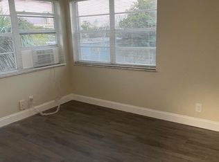 710 7th St #3, West Palm Beach, FL 33401