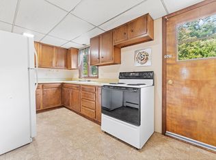 1128 Elmwood Ave #1, Oshkosh, WI 54901