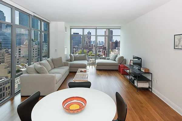 Rented by Compass | media 9