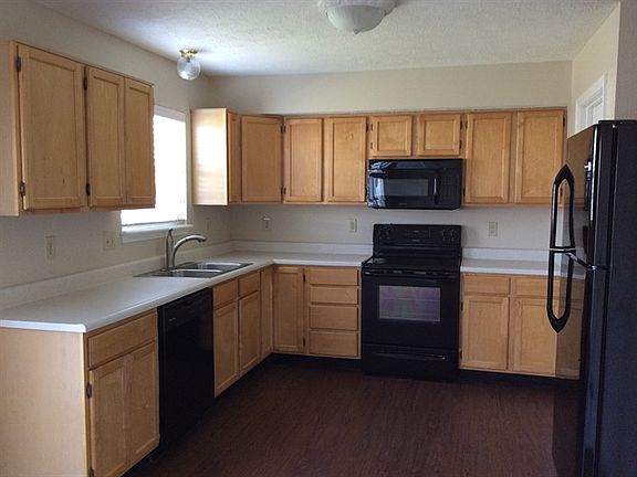 3rd image of 17125 Futch Way